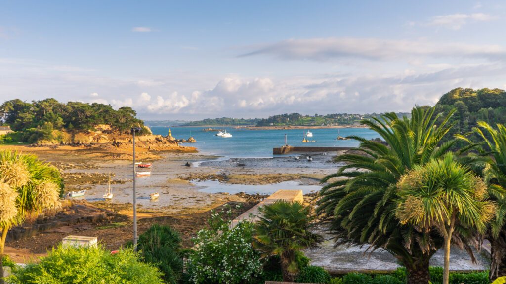 Port Clos au coucher du soleil, île de Bréhat, Côtes D'armor, Bretagne, France