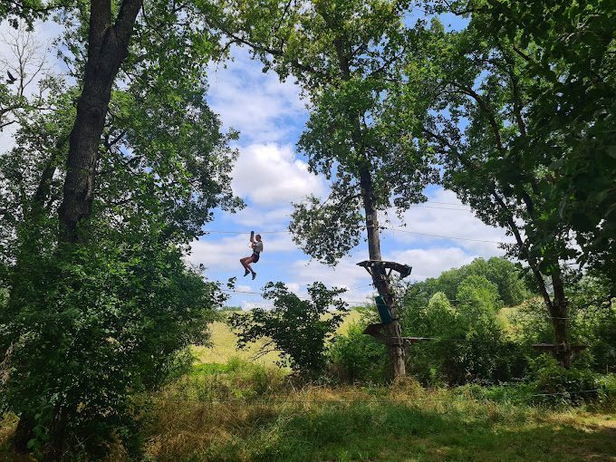 Accrobranche au domaine du Garissou