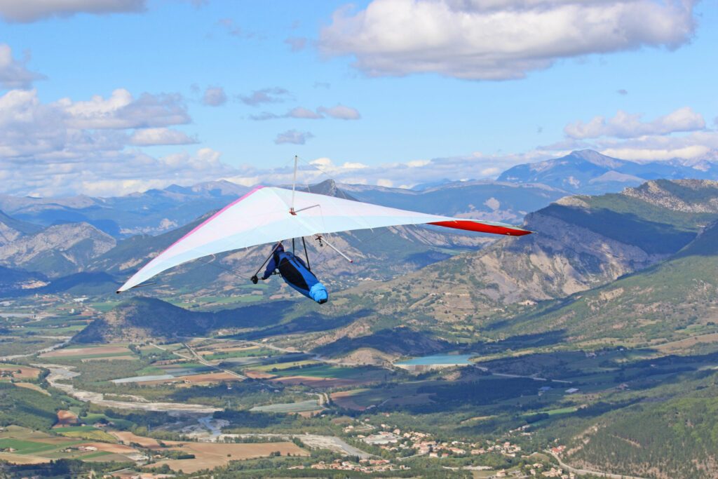 Hang Glider flying on the Chabre mountain, France