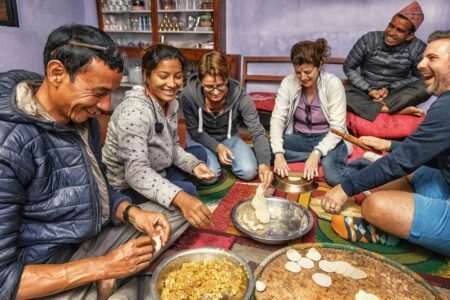 Voyager comme un local : conseils pour une immersion culturelle authentique