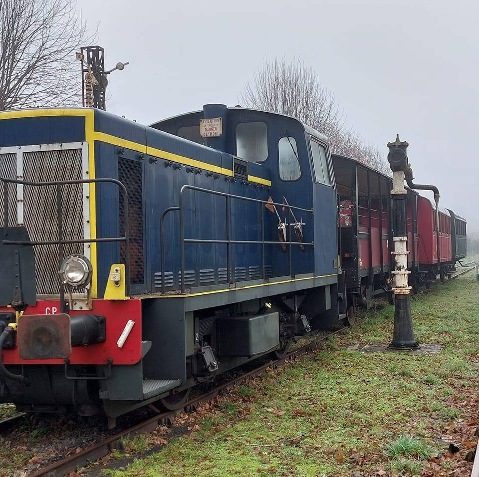 Le train de Guîtres autour de Saint-Émilion