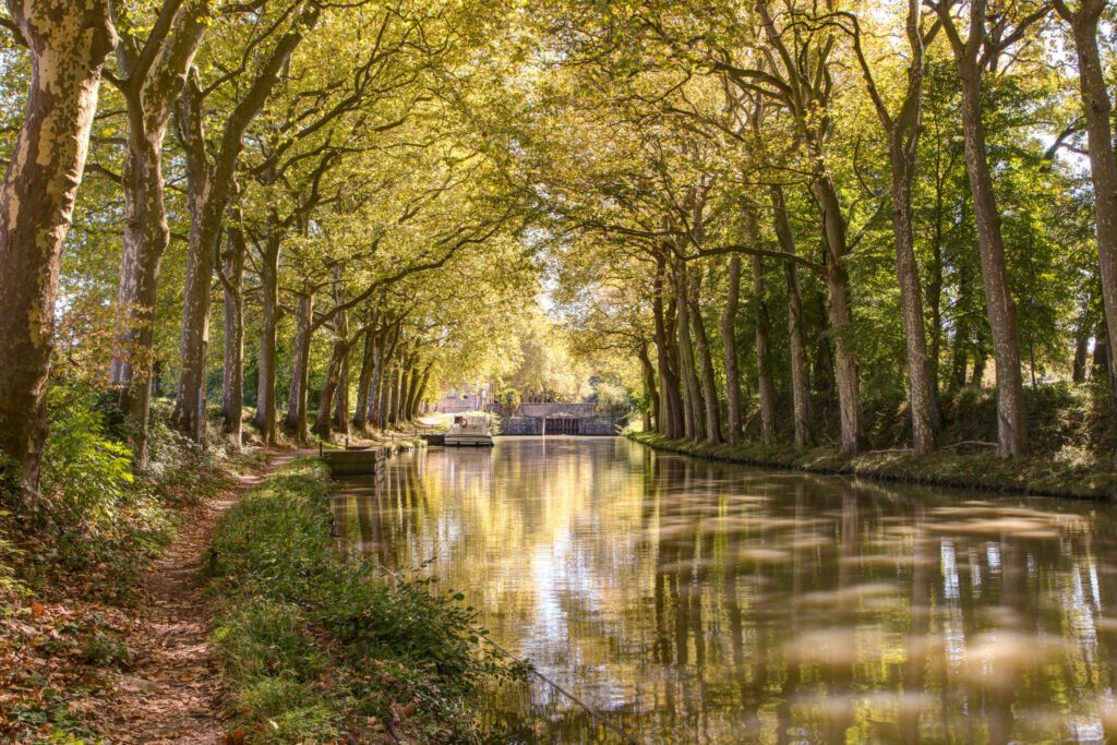 Le Canal du Midi vers Carcassonne