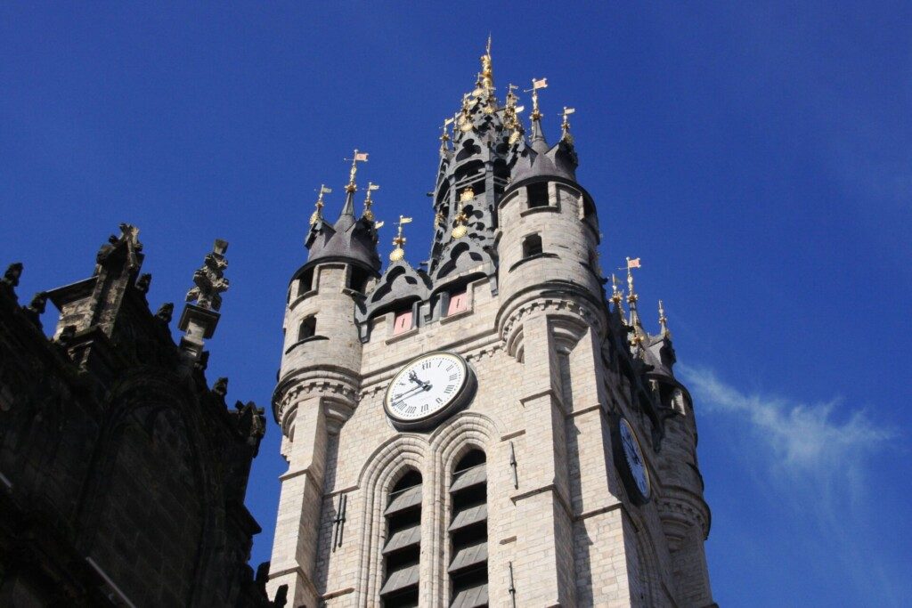 Le beffroi de Douai, dans le nord de la France