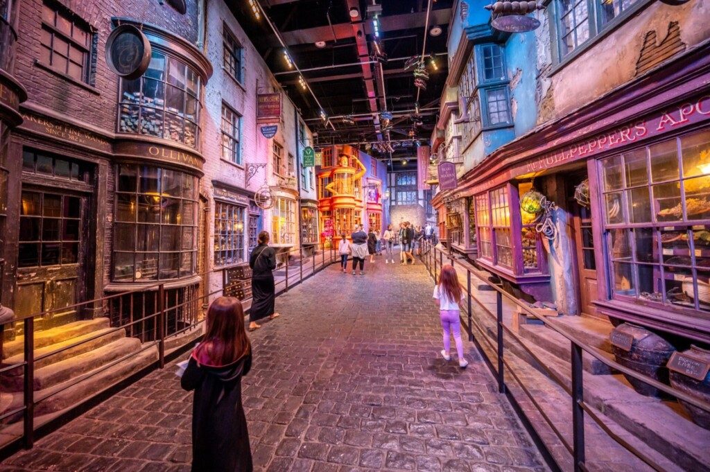 Warner Bros. Studio Tour London - The Making of Harry Potter