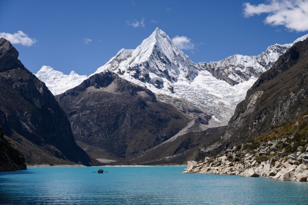 La Lagune Parón dans le parc national de Huascarán au Pérou