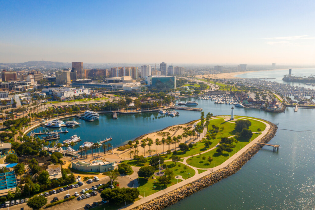 Vue panoramique aérienne du littoral de Long Beach, à côté de Los Angeles