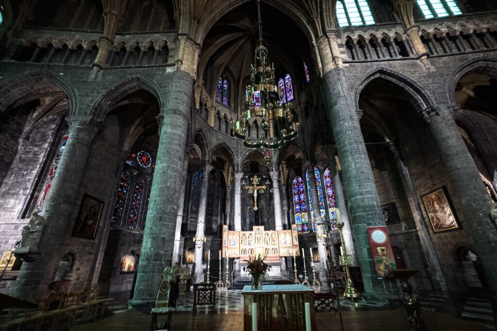 Collégiale Notre-Dame à Dinant
