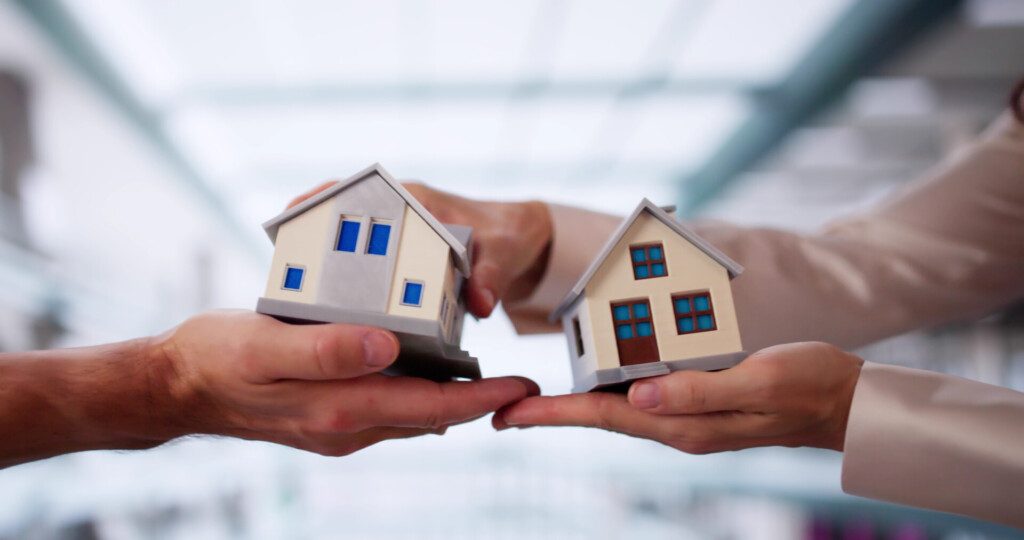 Echange de maison, simultané ou pas