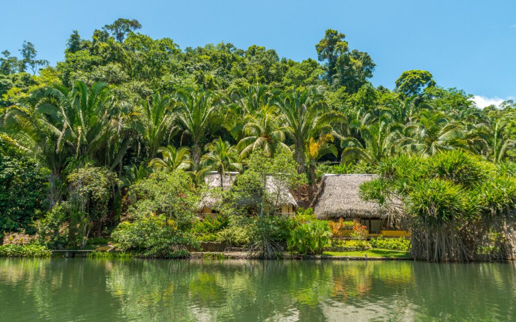 La région de Rio Dulce au Guatemala, hors des sentiers battus