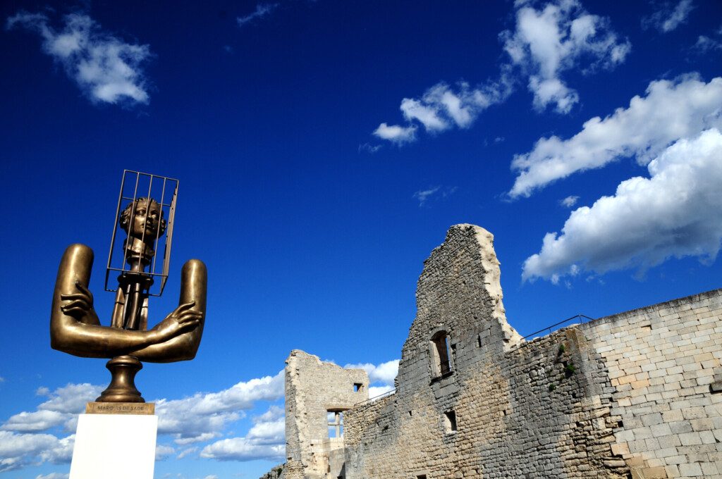 Le château du Marquis de Sade au village de Lacoste dans les environs de Aix-en-Provence