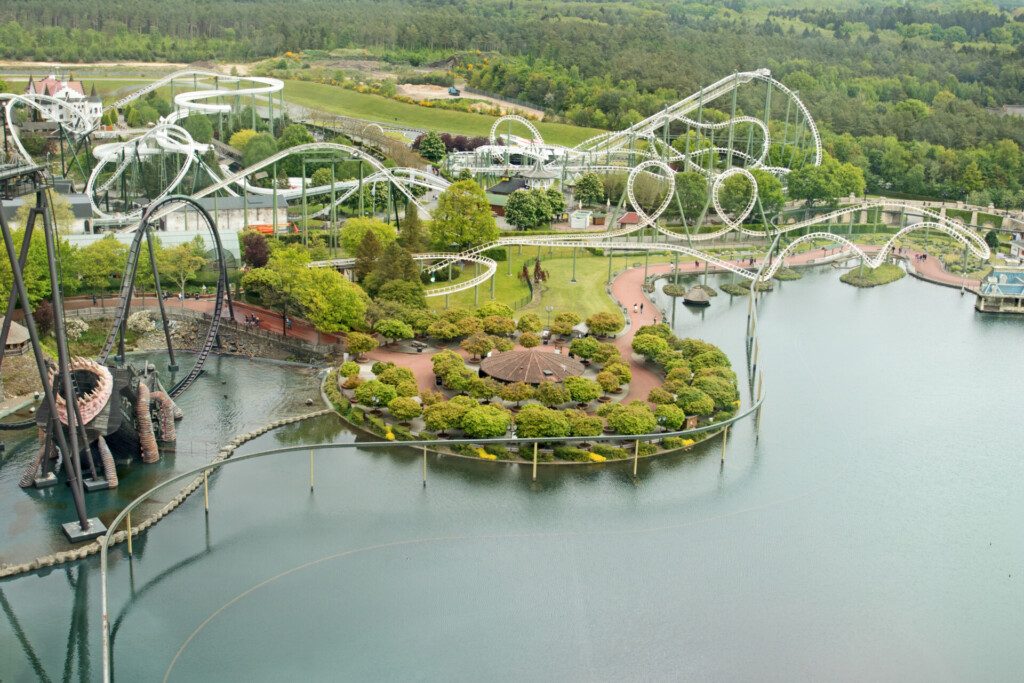 Vue aérienne du parc à thèmes Heide Park en Allemagne