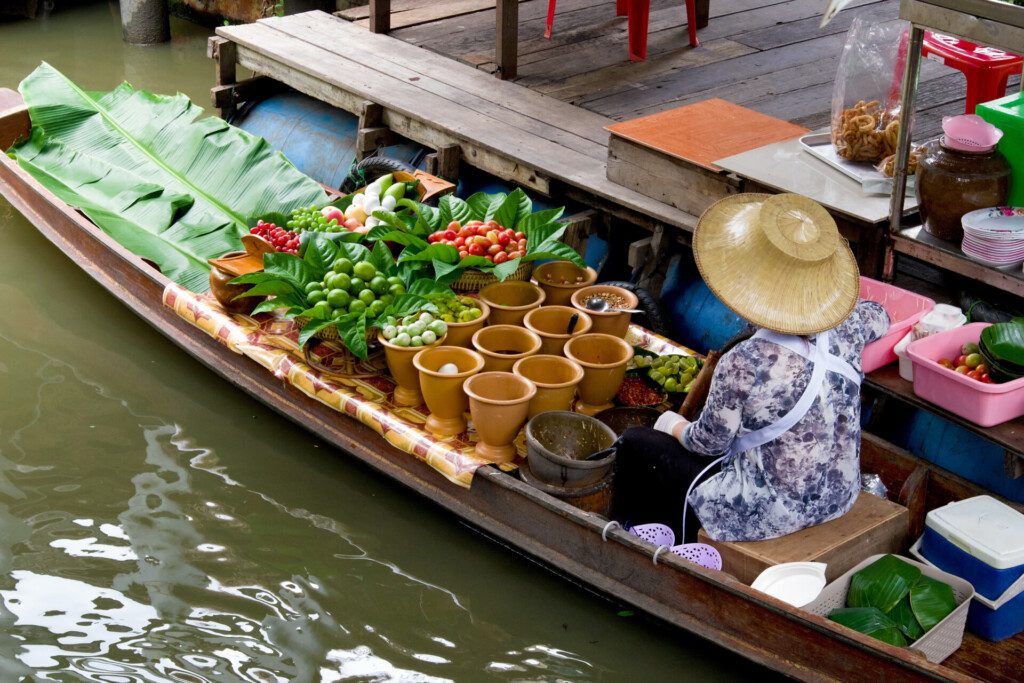 Le marché flottant de Taling Chan, alentours de Bangkok