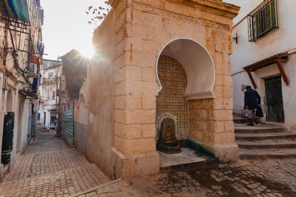ruelles étroites de la Casbah D'Alger