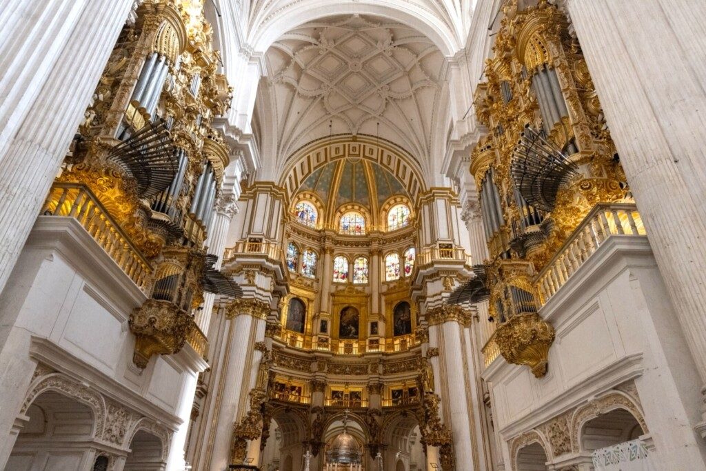 Vue intérieure de la cathédrale de Grenade