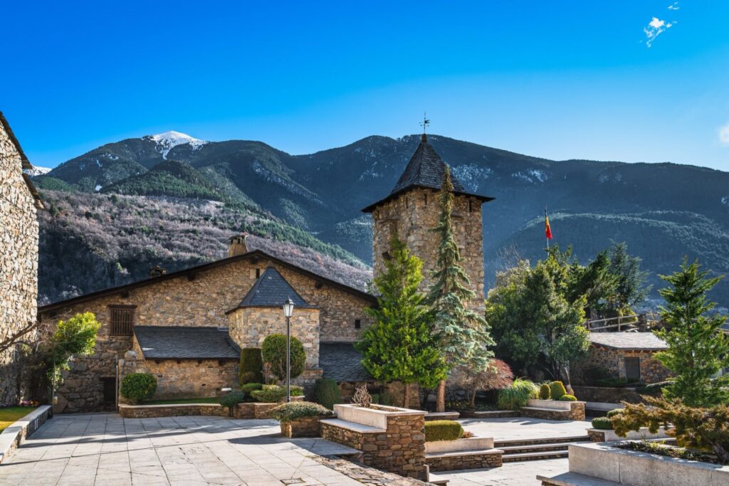 Jardins Casa de la Vall dans le Barri Antic à Andorre