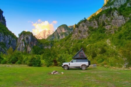 Pourquoi une tente de toit change vraiment la façon de partir en road trip