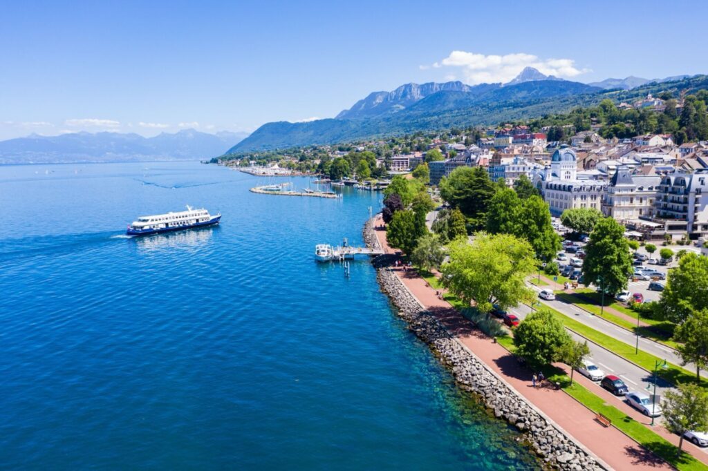 Prendre le bateau à Lausanne jusqu'à Évian-les-Bains