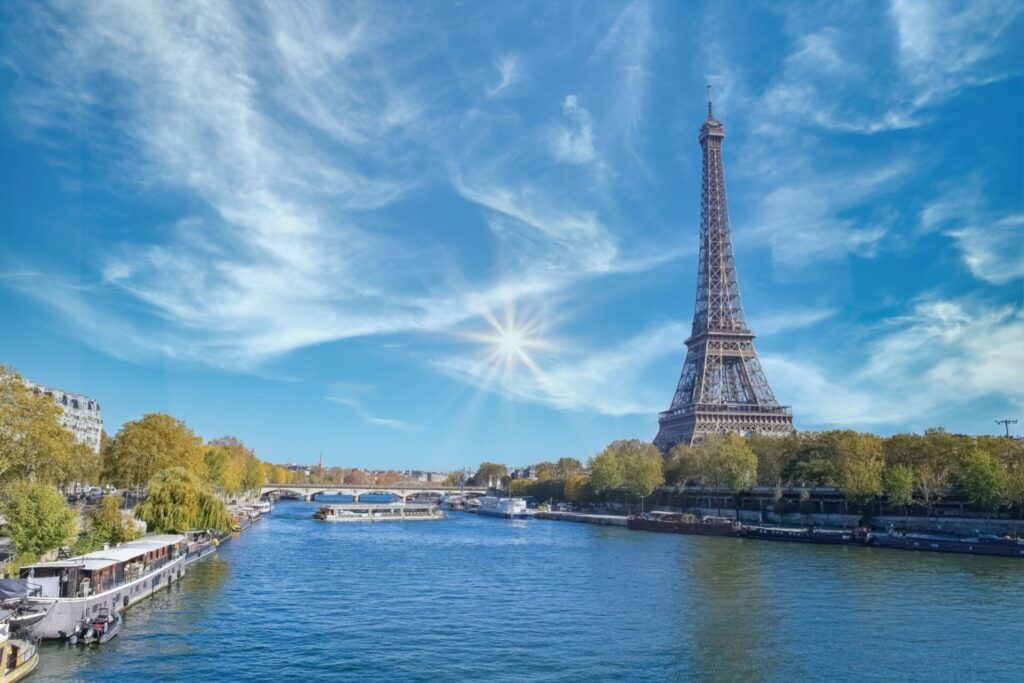 Un séminaire sur une péniche à Paris
