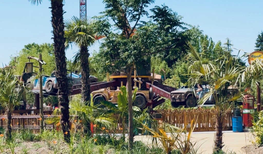 Walibi Rhone Alpes manege enfant RepaR TaKar
