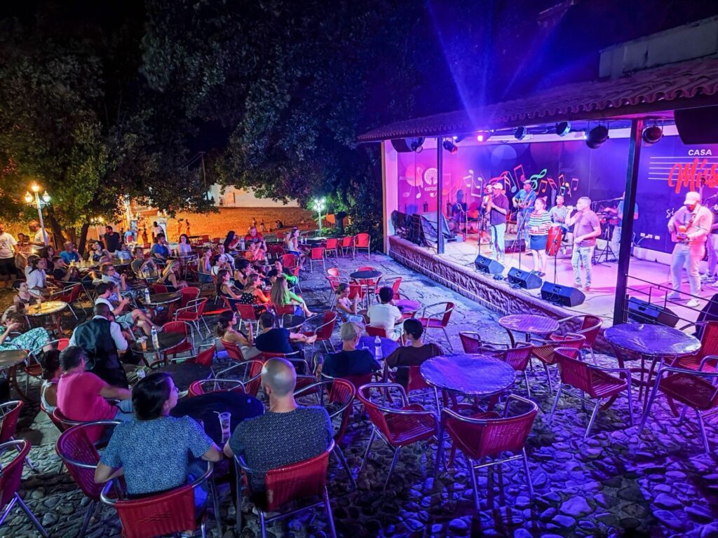 Groupe de musique cubaine à la Casa de la Música à Trinidad