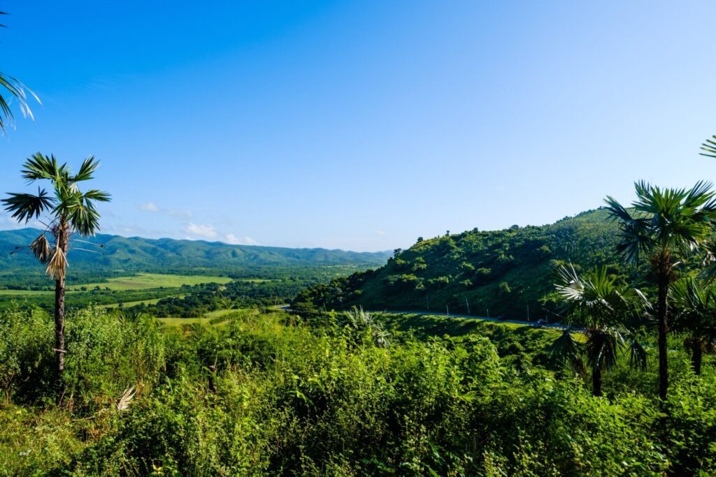 Paysages de la vallée de los Ingenios dans les environs de Trinidad à Cuba