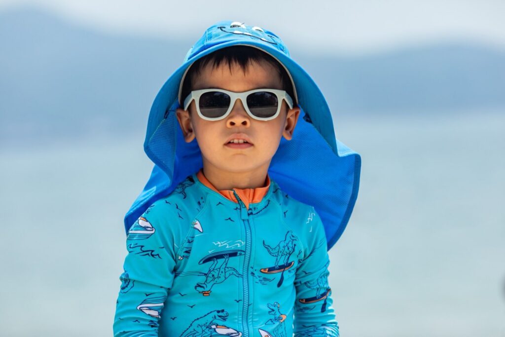 Adapatez la protection solaire de votre enfant en fonction de la destination